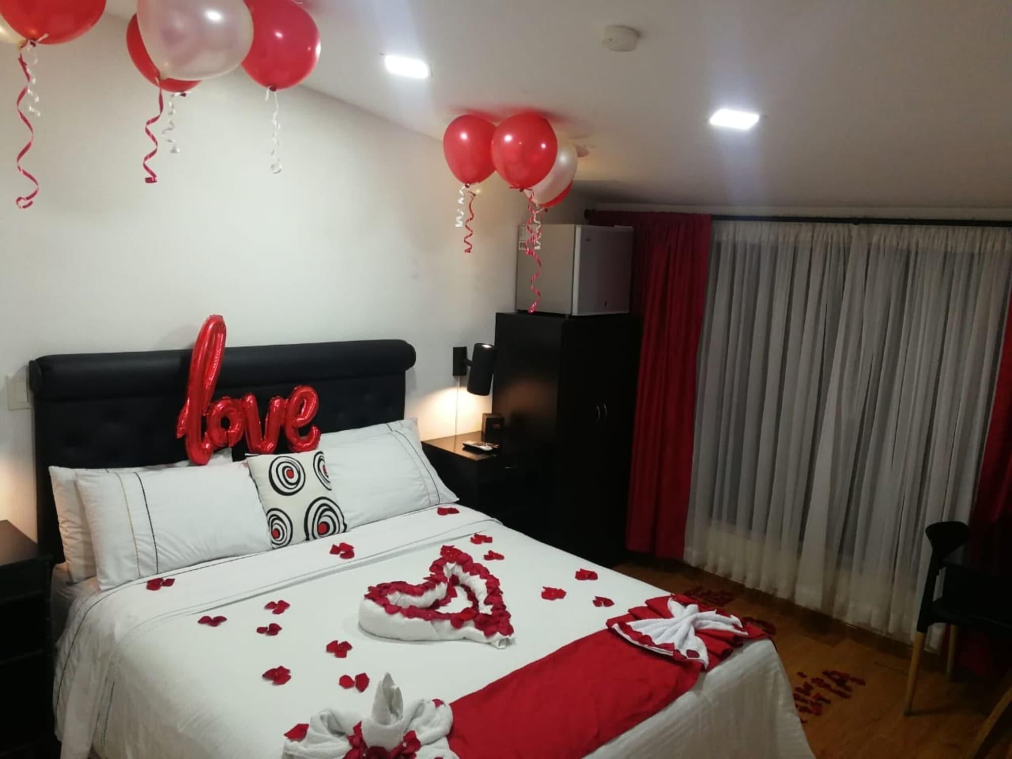 Hotel Veler Restaurante เมเดยิน ภายนอก รูปภาพ