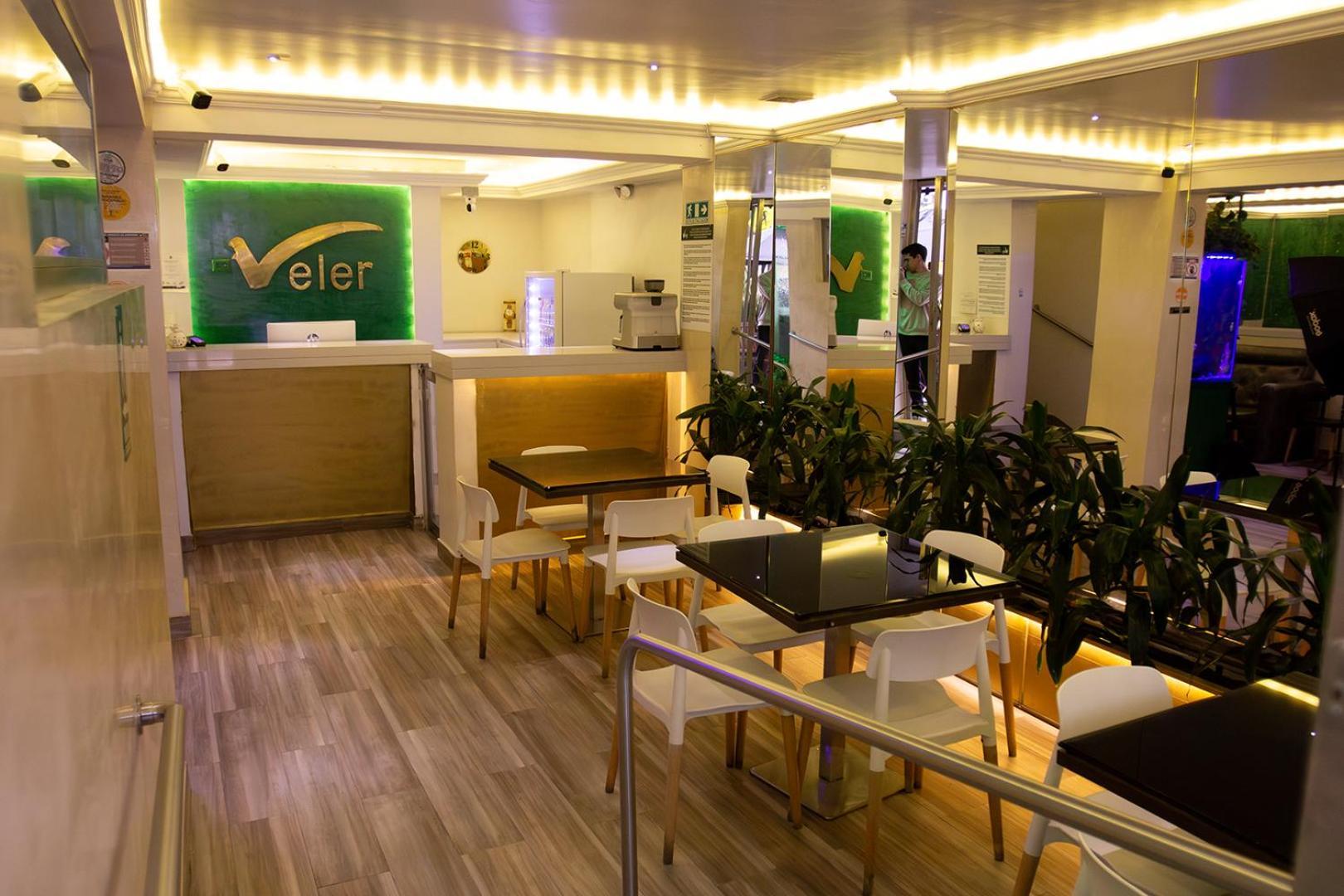 Hotel Veler Restaurante เมเดยิน ภายนอก รูปภาพ