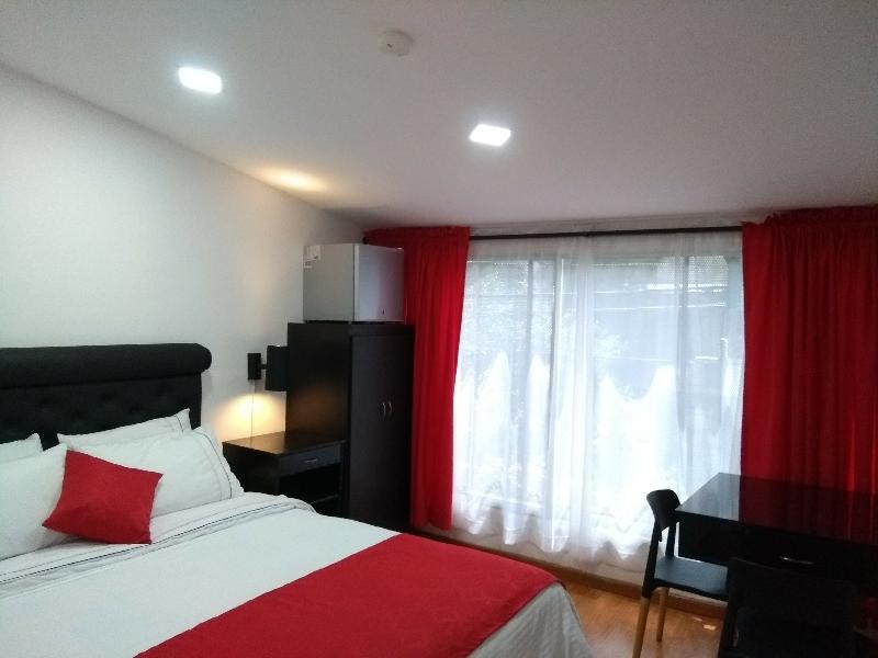Hotel Veler Restaurante เมเดยิน ภายนอก รูปภาพ